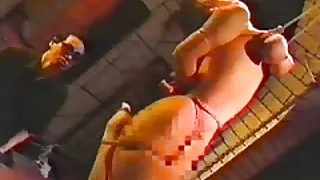 Японски goli jeni момичета жестоко измъчвани и спира гърдите