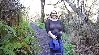 Porno s bg Дебеличка celestewoodrow мига на гърдите по асфалтов път