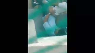 Чисто голи мацки Скрити камери дяволите в двора