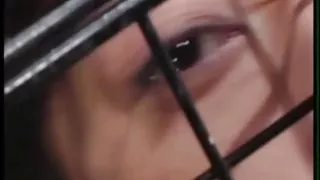 Вързани seks na klip и се поставя в клетката, азиатци