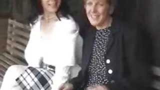 Порно обяви Сара