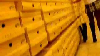 Санс bezplatni seks filmi очесы dans Le магазин за обувки де - upskirt без гащи